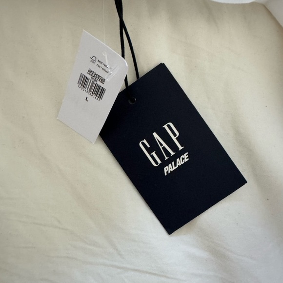 PALACE X GAP COLLAB OXFORD SHRIT - Picture 4 of 4